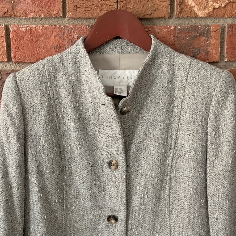 Doncaster Light Gray Wool Silk Tweed Blazer - Picture 4 of 8